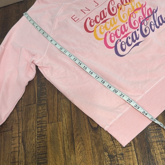 Wildfox x Coca-Cola Pink Sweatshirt NWT Enjoy the 90s graphics size XL - Picture 9 of 11